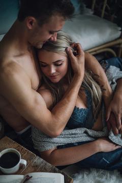 A NIGHT WITH THE PORN STAR